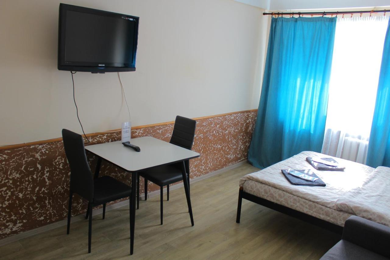 Uneed Rooms Harbour Kiev Bagian luar foto